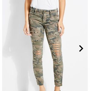 Guess Camo jeans